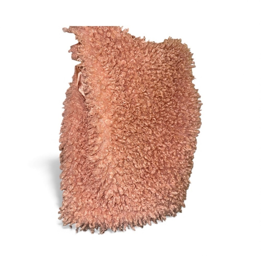 Urban Republic Pink Faux Fur Vest - Picture 5 of 5